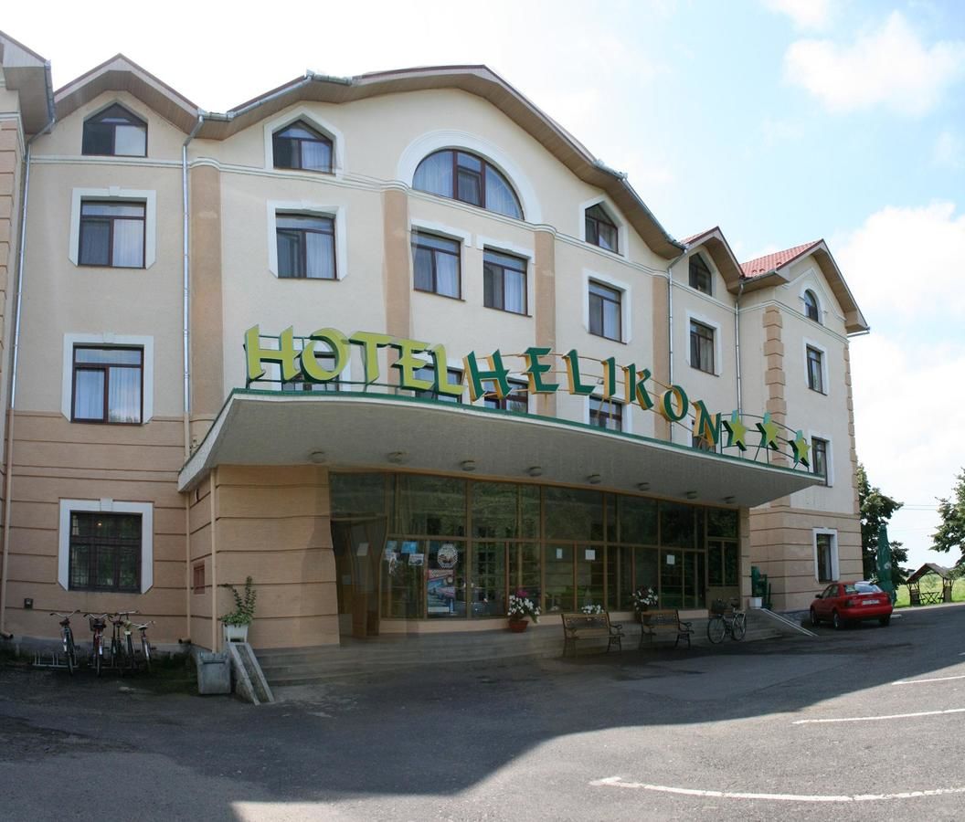 Отель Hotel Helikon Яноши-10